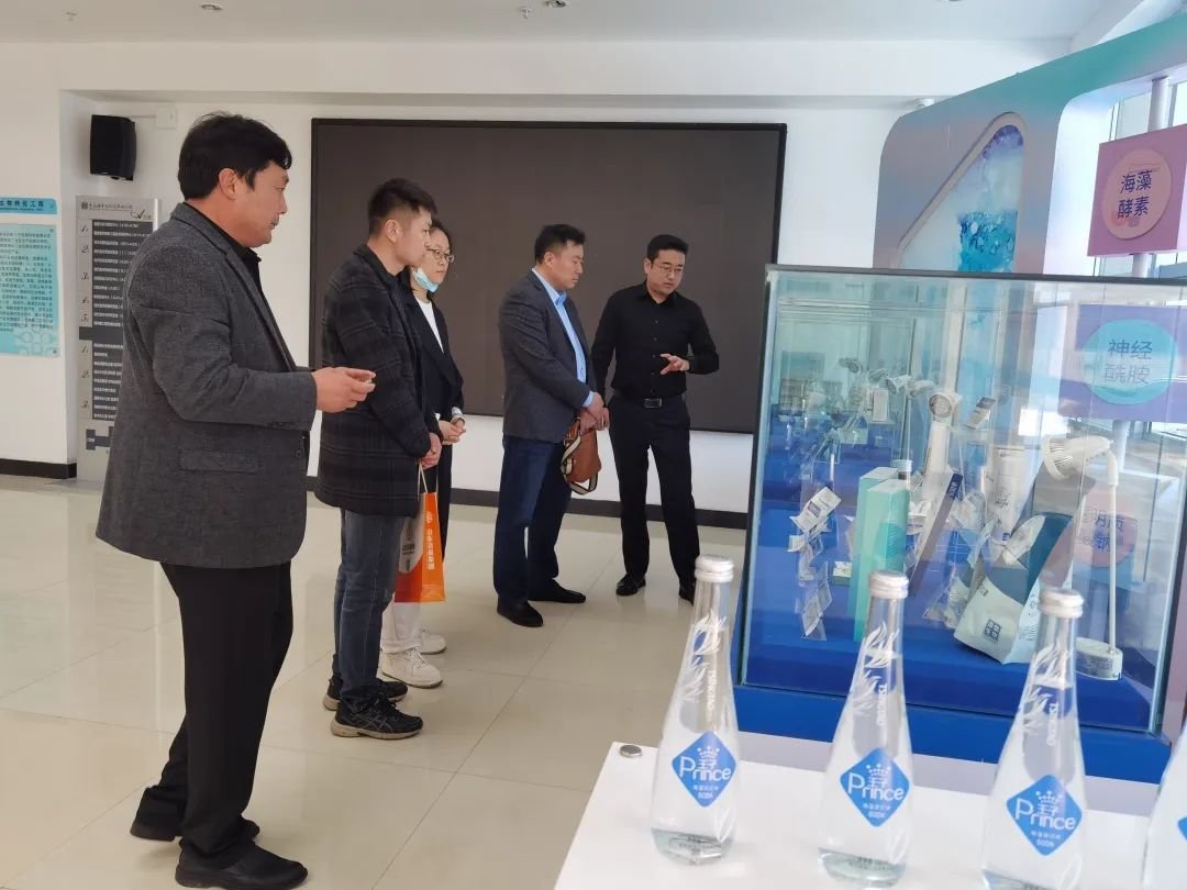 潔晶集團(tuán)組織拜訪青島海洋生物醫(yī)藥研究院并洽談合作 潔晶集團(tuán)組織拜訪青島海洋生物醫(yī)藥研究院并洽談合作